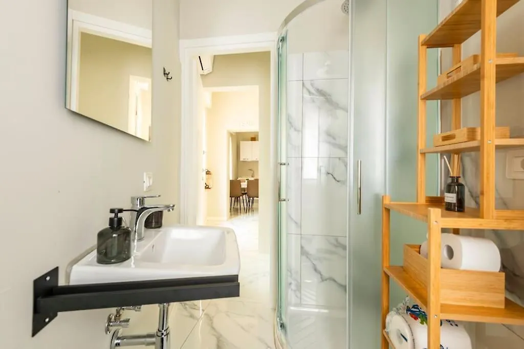 Freeland House Apartment Parma Italy