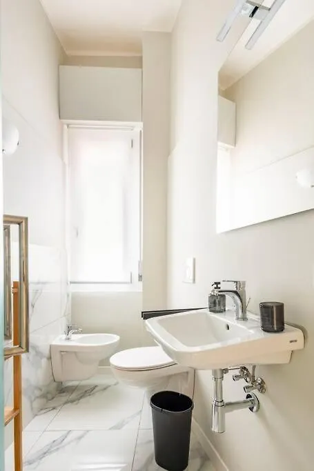 Freeland House Apartment Parma Italy