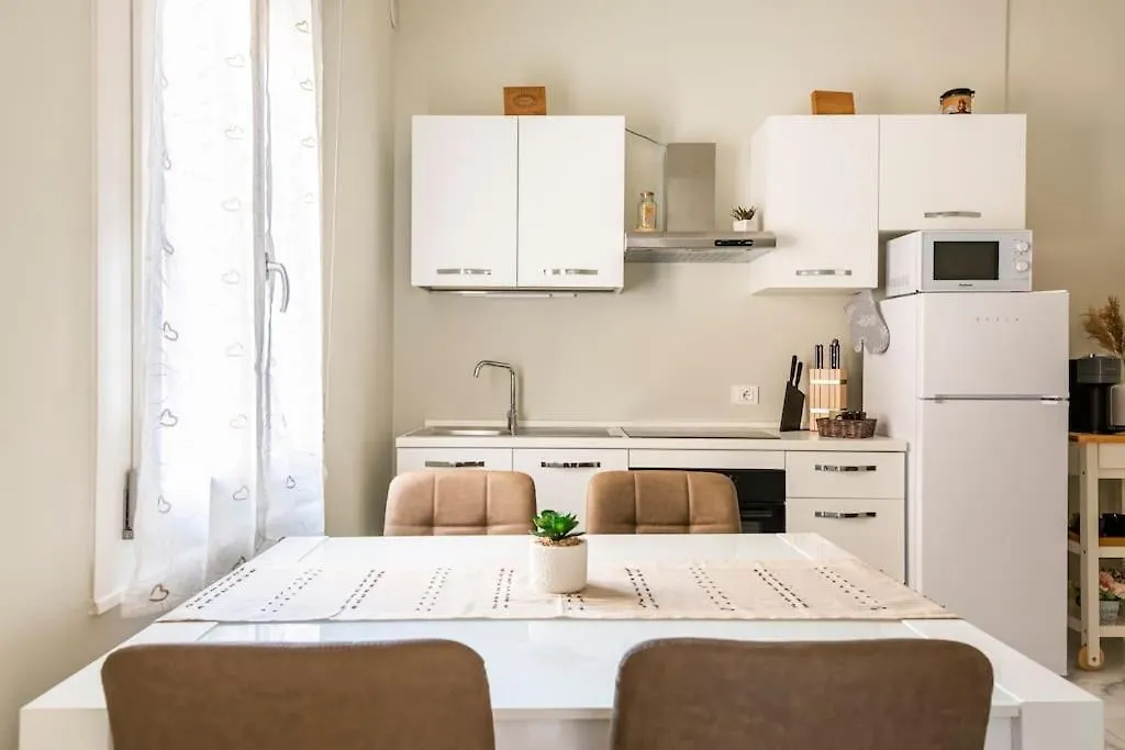 Freeland House Apartment Parma